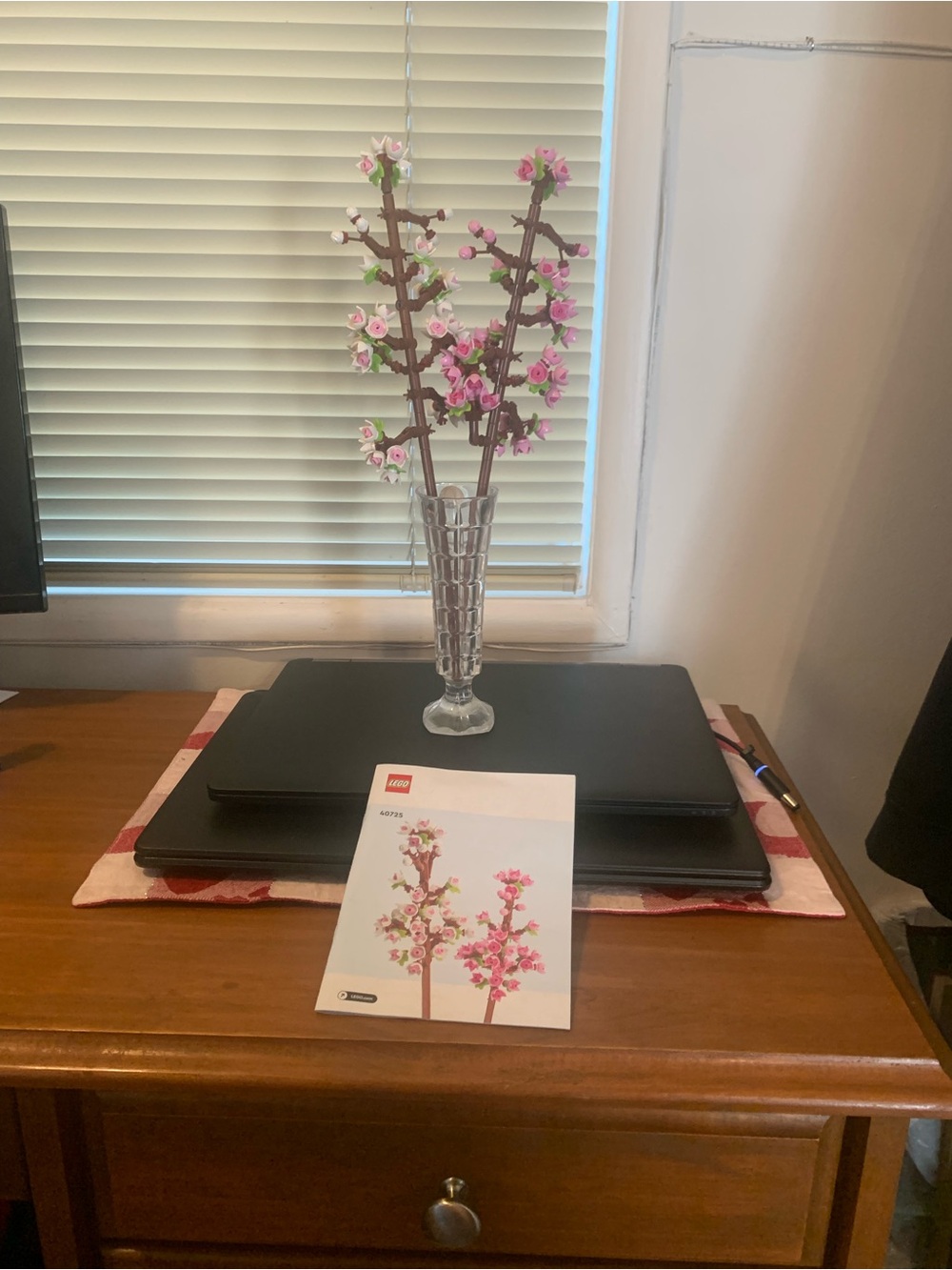 LEGO Pink Cherry Blossom Branches Decorative Set